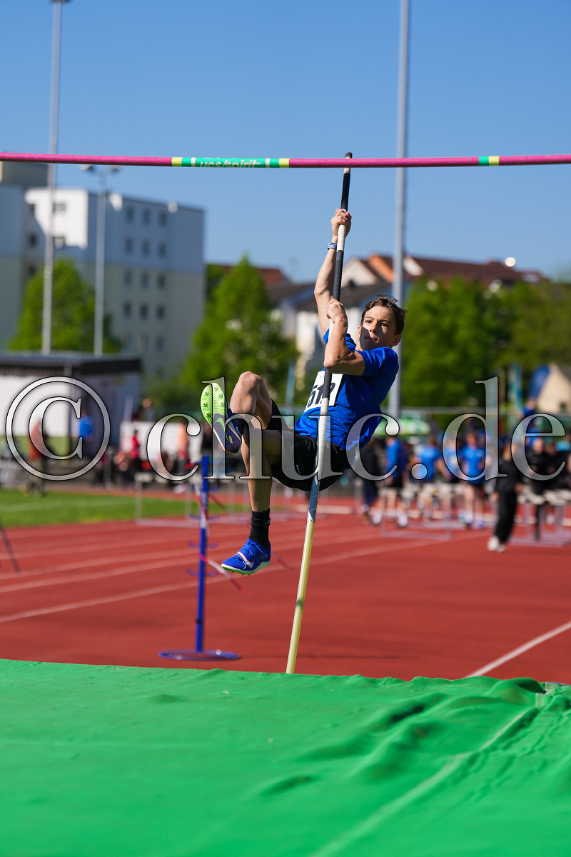 -512- Alexander Neunherz (TV Gelnhausen), Bahneröffnung TSV Friedberg-Fauerbach, Friedberg (Hessen), Sportplatz am Burgfeld, 26.04.25
